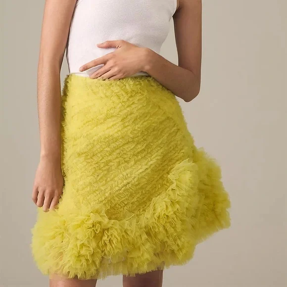 NWT Anthropologie Let Me Be Tulle Mini Skirt Yellow Size XS - Picture 3 of 4